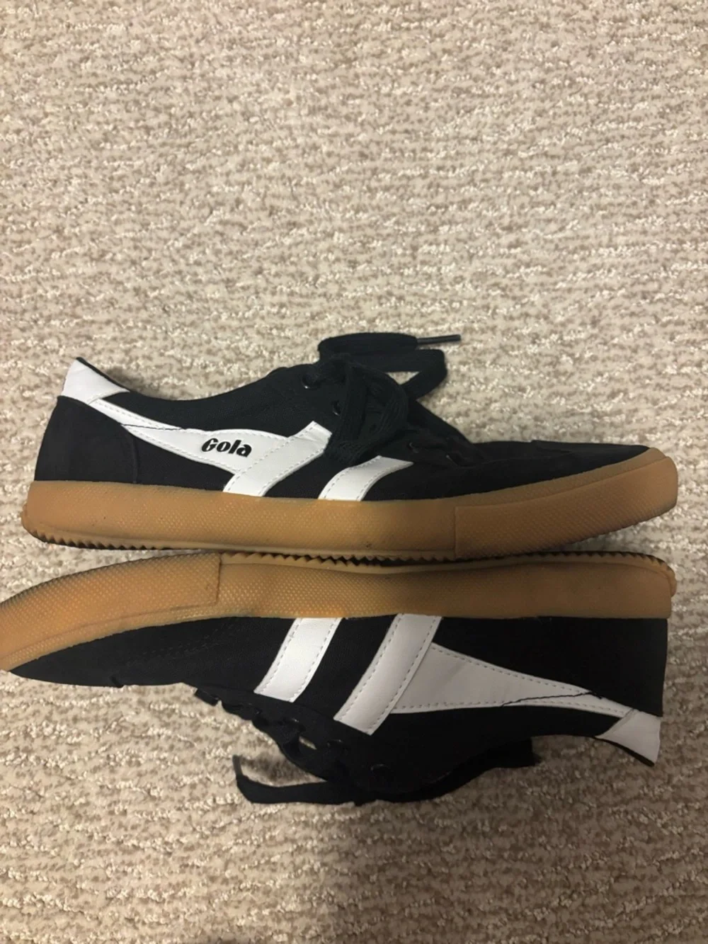 Gola Black & White Low-Top Sneakers size 7.5 - Picture 2 of 5